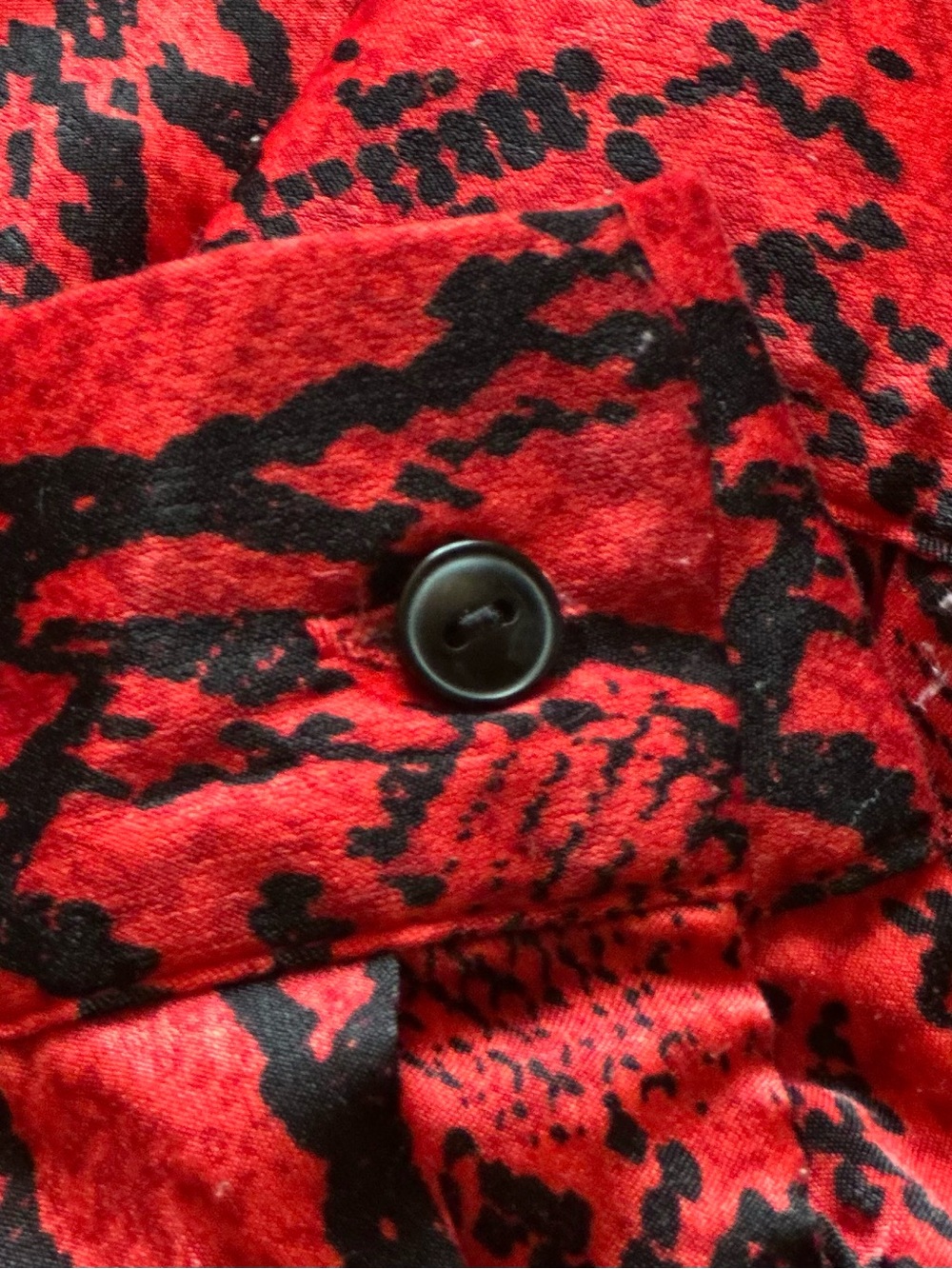 Lily Star•snake print long-sleeve button-down blouse•small•polyester•red & black - Picture 7 of 16